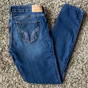 👖HOLLISTER SKINNY JEANS - LIKE NEW